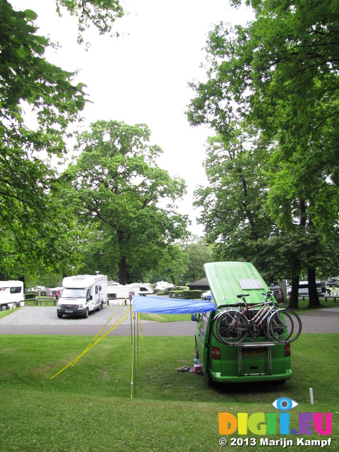 SX27064 Campervan with awning 2.1 in Abby Wood, London